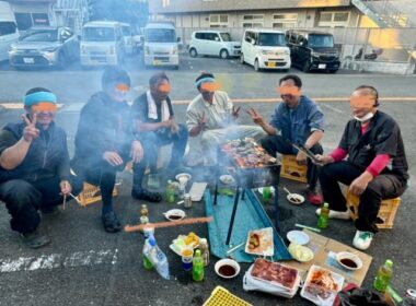 日ー印尼　共生BBQ！事務所前で夏の思い出づくり